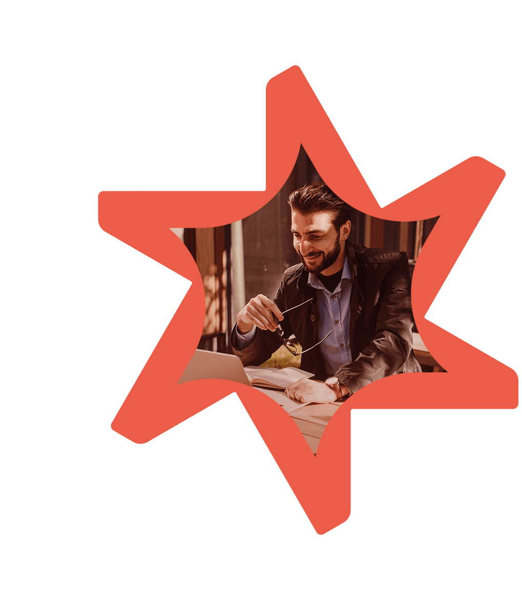 Tandemite banner: Man smiling during online meeting