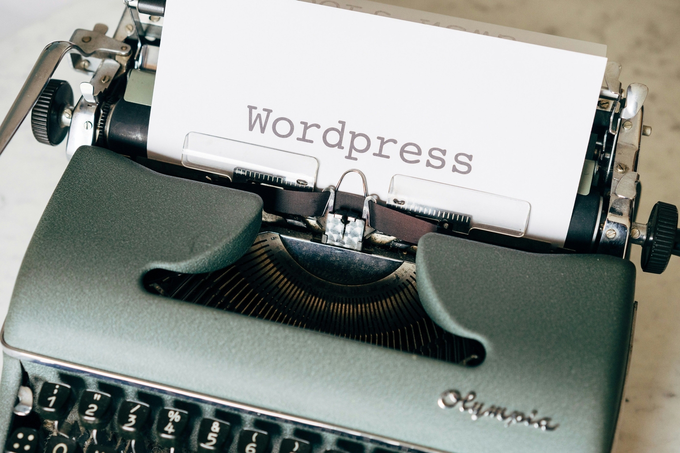 Contentful vs WordPress - blog post banner