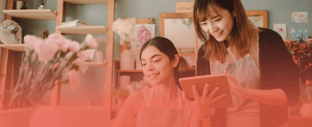 Retail team using Pimcore to automate sales processes, integrate business systems, and improve customer service efficiency